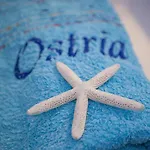 Ξενοδοχείο με διαμερίσματα Ostria & 4*