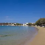 Ξενοδοχείο με διαμερίσματα Ostria & Αλυκή