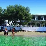 Ξενοδοχείο με διαμερίσματα Ostria & Αλυκή