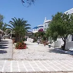 Ostria & Ξενοδοχείο με διαμερίσματα Αλυκή