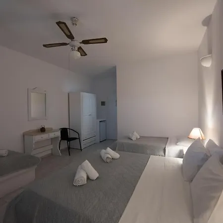 Ostria & Hotel apartamentowy Alikí