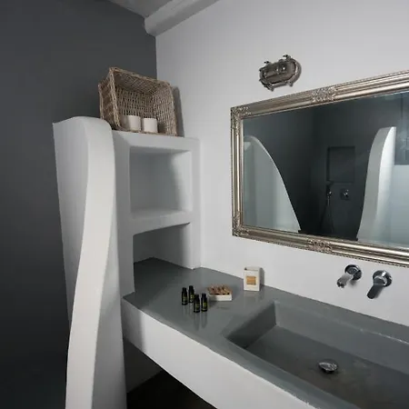 Ostria Studios&apartments 4* Alikí