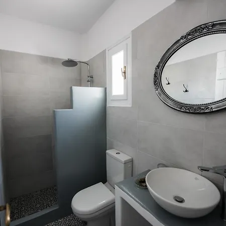 Apartahotel Ostria Studios&apartments Alikí