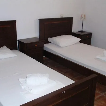Apartahotel Ostria Studios&apartments 4*