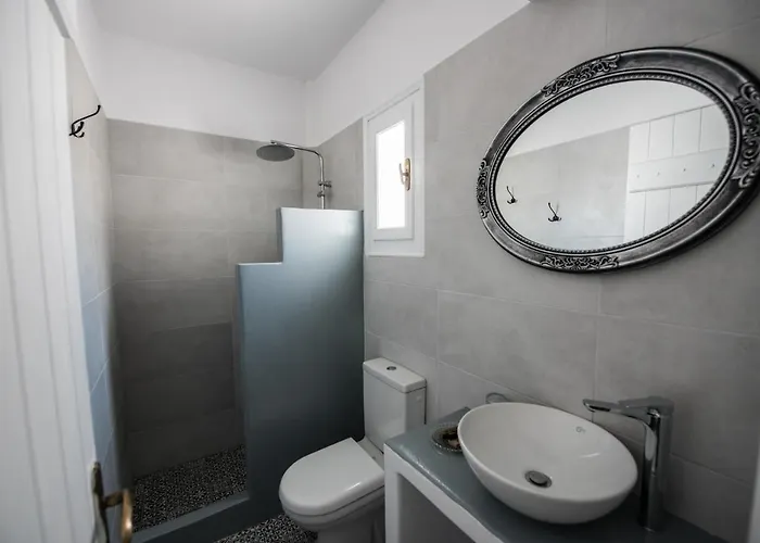 Lägenhetshotell Ostria & Alikí